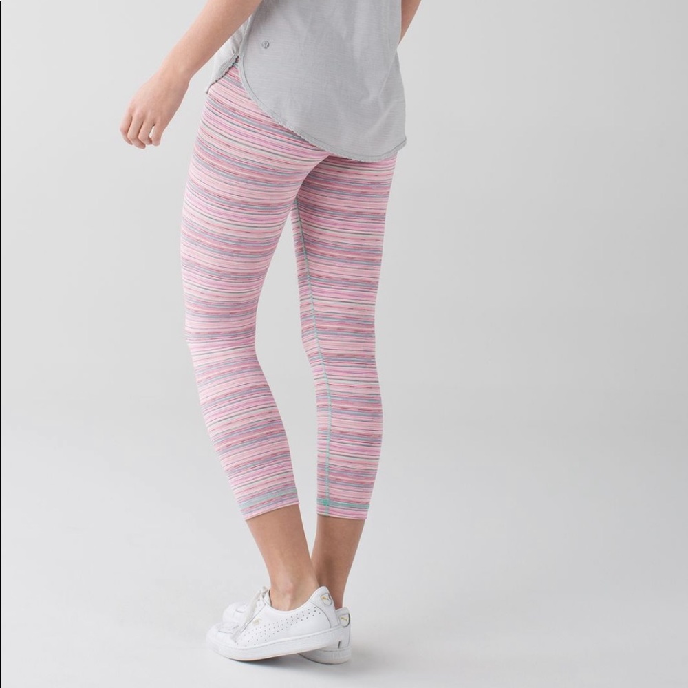 Lululemon Wunder Under Crop III Cyber Stripe Flash - Picture 3 of 8
